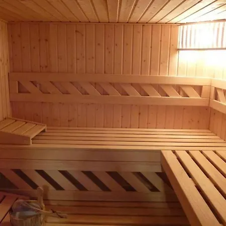 Шале Ski- Und Sommer-chalet Fuer 10 Personen In