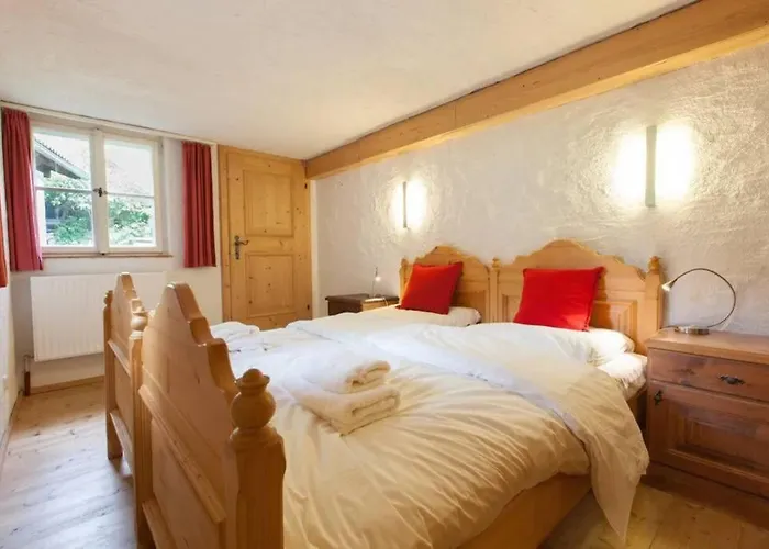 Ski- Und Sommer-chalet Für 10 Personen In