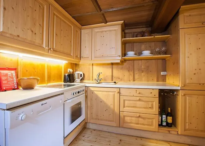 Chalet Ski- Und Sommer-chalet Für 10 Personen In