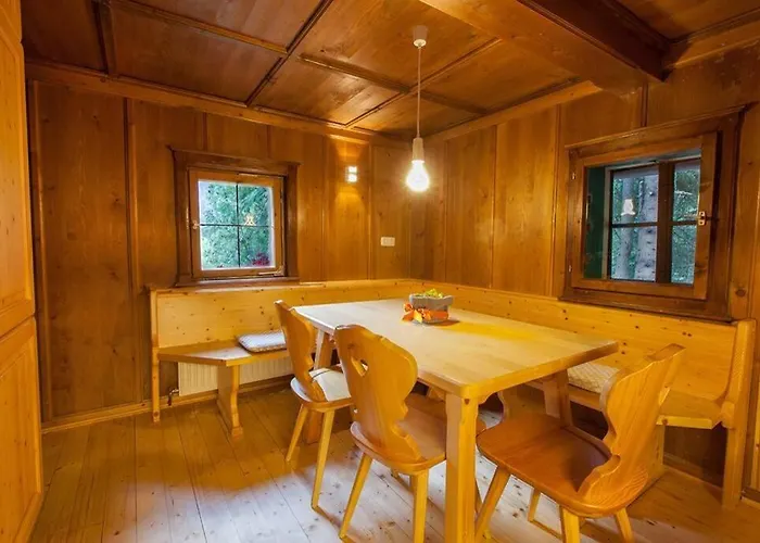 Ski- Und Sommer-chalet Für 10 Personen In Chalet *